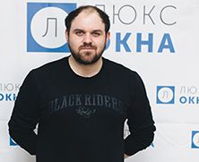 Антон співробітник компанії LuxVikna