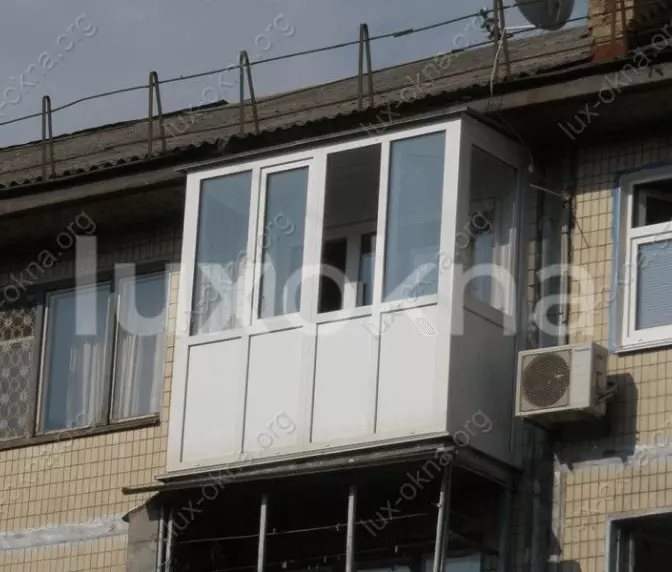 балкон під ключ скління